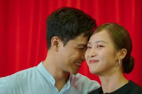 'Gia đình mình vui bất thình lình': Kết thúc khiên cưỡng, ép phải vui