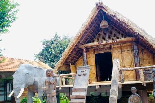 Vẻ đẹp buôn cổ giữa lòng thành phố cà phê