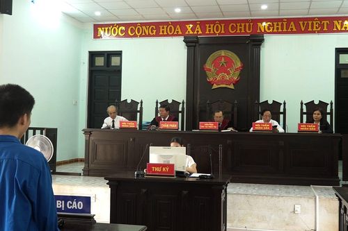 Bán ma túy giúp để được sử dụng ma túy