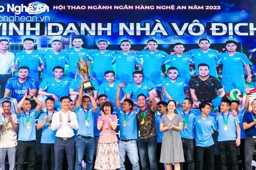 Bế mạc Hội thao ngành ngân hàng Nghệ An năm 2023