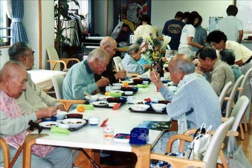 Nhật Bản lần đầu tiên ghi nhận tỷ lệ người trên 80 tuổi vượt 10% dân số