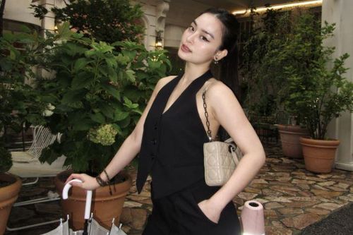 Phong cách đời thường cuốn hút của Chi Hoàng - mẫu ảnh được báo Thái ca ngợi