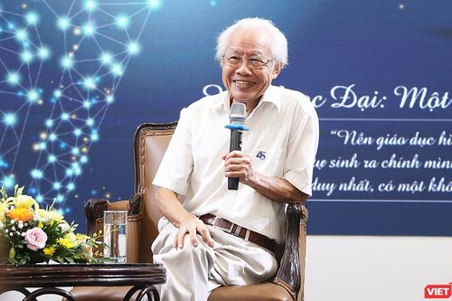 GS Hồ Ngọc Đại mang triết lý 'Trẻ em hiện đại tự sinh ra chính mình' vào sách mới ra mắt