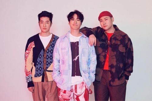 Sau BLACKPINK, huyền thoại Epik High - Ronan Keating ấn định ngày về Việt Nam