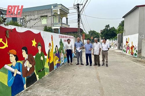 Nâng cao chất lượng nguồn nhân lực ở Đảng bộ huyện Hà Trung