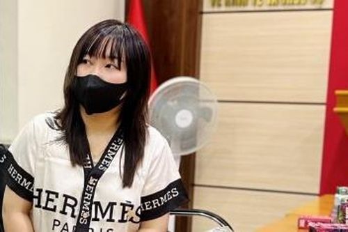 Chủ tiệm nail kiêm 'kinh doanh' hàng ngàn sản phẩm thuốc lá điện tử nhập lậu