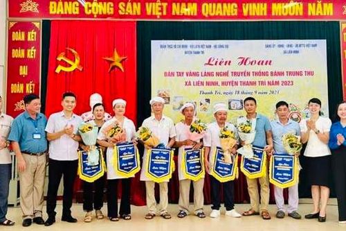 Liên hoan Bàn tay vàng Làng nghề truyền thống bánh Trung thu huyện Thanh Trì