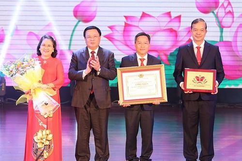 Học viện Cán bộ Thành phố Hồ Chí Minh đạt chuẩn mức 1