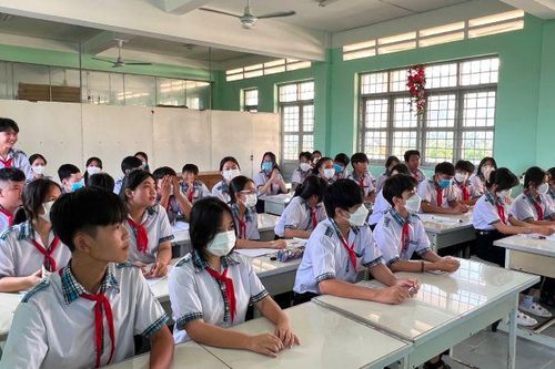 Bến Tre khẩn trương ngăn ngừa bệnh đau mắt đỏ trong trường học