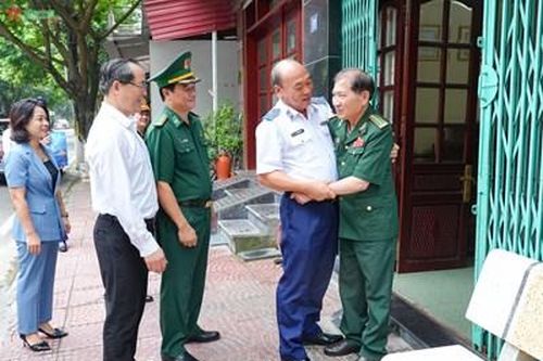 Cảnh sát biển Việt Nam truyền lửa tình yêu biển đảo đến nhân dân vùng biên Lạng Sơn