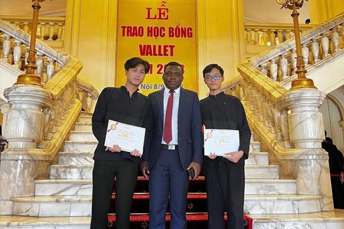 Nam sinh vùng cao quyết học giỏi để góp phần xây dựng quê hương Bắc Kạn