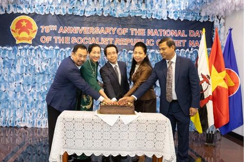 Đại sứ quán Việt Nam tại Brunei kỷ niệm 78 năm Quốc khánh 2/9