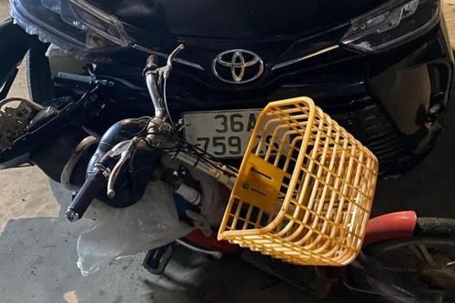 Khởi tố vụ án tài xế tông người phụ nữ tử vong, kéo lê phương tiện trên phố