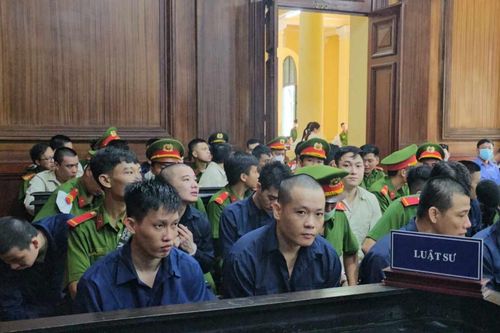 94 bị cáo lĩnh án vụ nhóm giang hồ áo cam gây náo loạn quán ốc ở TP.HCM