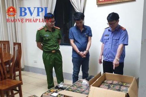 Phá đường dây buôn bán, vận chuyển 5 tạ pháo