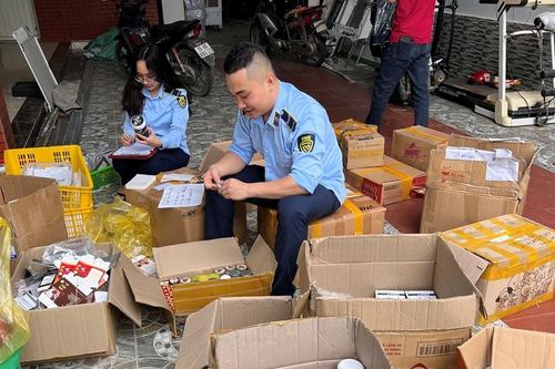 Tạm giữ lô thực phẩm chức năng của Công ty Dược Minh Quang Đường