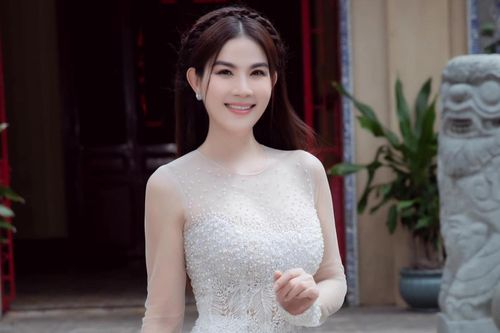 Kha Ly lộ rõ vẻ mệt mỏi, lên tiếng về thông tin đang mang thai