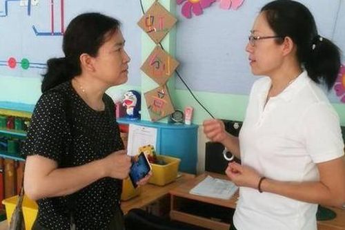 4 việc phụ huynh càng làm càng ảnh hưởng đến con và khiến giáo viên mệt mỏi