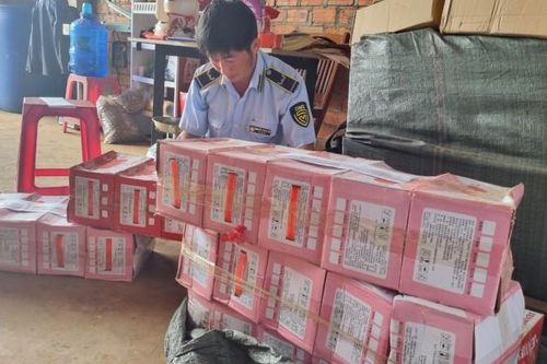 Tịch thu hơn 3.000 chiếc bánh trung thu không rõ nguồn gốc, xuất xứ