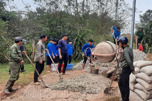 Phát huy quyền làm chủ của nhân dân