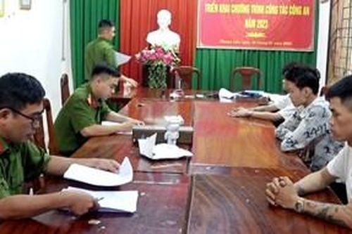 Bắt nhiều đối tượng liên quan đến ma túy