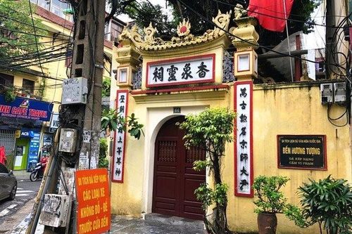 Hiếu kính với tiền nhân