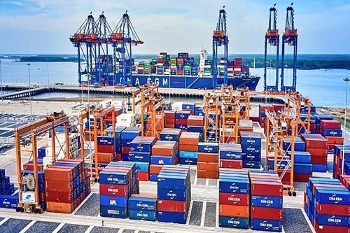 Cổ phiếu vận tải biển nhìn từ 'gã khổng lồ' sở hữu cảng nước sâu lớn nhất Việt Nam