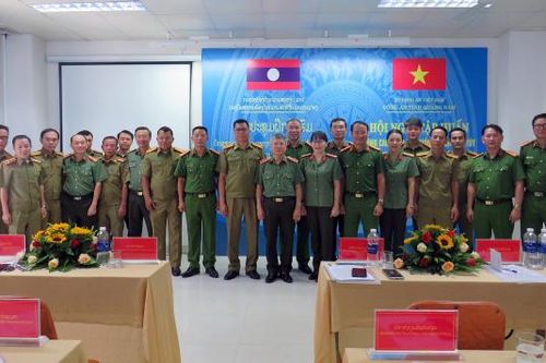 Hỗ trợ Công an tỉnh Xê Kong (Lào) nâng cao năng lực phòng, chống ma túy