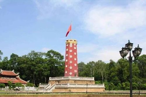 Khai quật khảo cổ tại di tích Thành cổ Sơn Tây