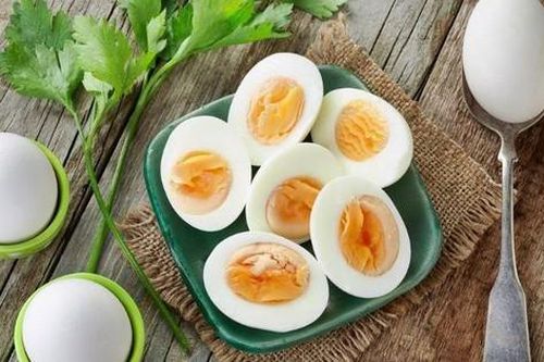 9 loại thực phẩm có nhiều protein hơn trứng