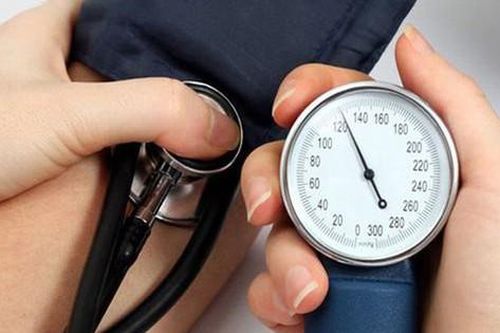 Giảm huyết áp hiệu quả với 6 việc làm đơn giản