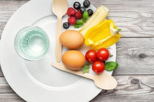 Nhịn ăn gián đoạn làm tăng nguy cơ mắc sỏi túi mật
