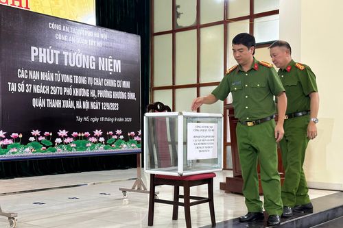 Công an quận Tây Hồ sẻ chia nỗi đau, hỗ trợ người bị nạn vượt qua khó khăn