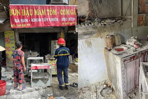 Xảy cháy cửa hàng bún đậu - cơm gà trên phố Đại Từ