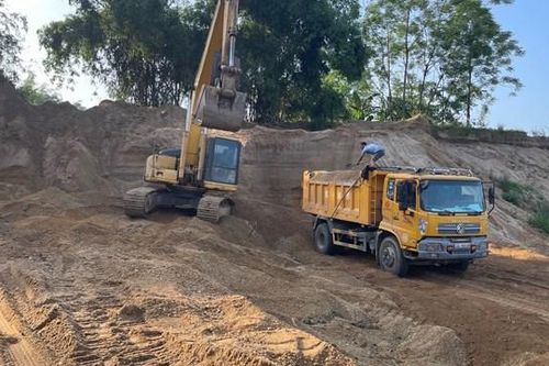 Khai thác cát sỏi trái phép, một cá nhân bị xử phạt hơn 650 triệu đồng