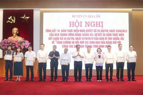 Gia Lâm tổng kết 10 năm thực hiện nghị quyết về công tác dân vận