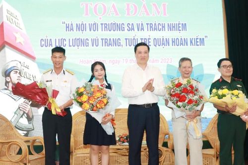 Hà Nội với Trường Sa và trách nhiệm của LLVT, tuổi trẻ quận Hoàn Kiếm