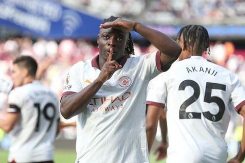 Nhận định bóng đá Man City vs Sao đỏ Belgrade: Đằng sau tấm áo choàng của nhà Vua