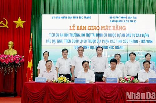 Sóc Trăng bàn giao mặt bằng Dự án cầu Đại Ngãi
