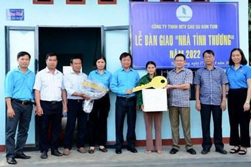 Công ty TNHH MTV Cao su Kon Tum: Giữ vững danh hiệu 'Câu lạc bộ 2 tấn/ha'