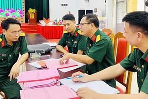 Cục Chính trị Quân khu 7 kiểm tra công tác Đảng, công tác chính trị tại Trung đoàn Gia Định