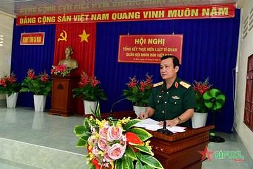 Thiếu tướng Hồ Văn Thái dự Hội nghị tổng kết Luật Sĩ quan tại Trường Quân sự Quân khu 9 và Bộ CHQS tỉnh Cà Mau