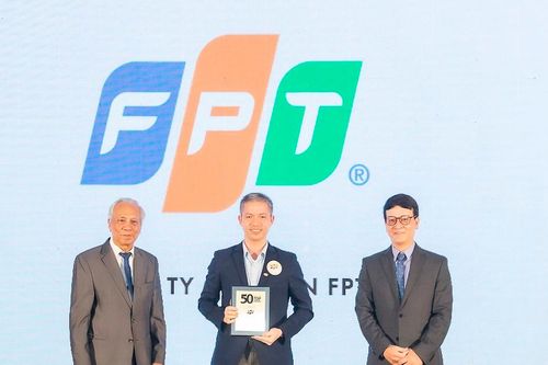 FPT tiếp tục đứng trong Top 50 Công ty niêm yết kinh doanh hiệu quả