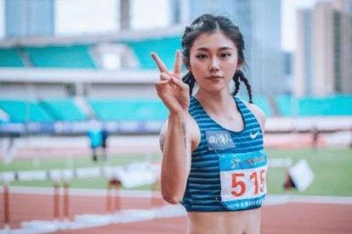 Hot girl điền kinh Trung Quốc đẹp không kém minh tinh màn bạc