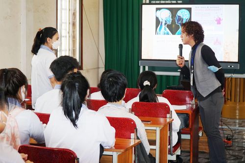 Điều chỉnh phù hợp để nâng cao chất lượng dạy, học ngoại ngữ