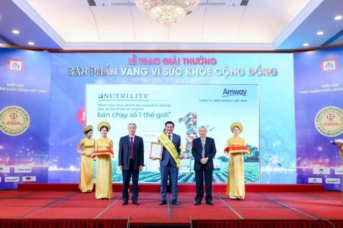 Amway Việt Nam lần thứ 11 vinh dự nhận giải thưởng 'Sản phẩm vàng vì sức khỏe cộng đồng'
