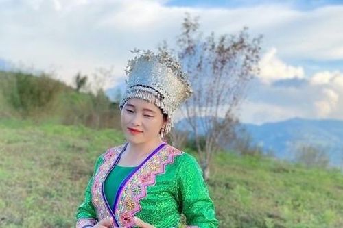 Người phụ nữ đầu tiên làm homestay ở Lùng Phình, vươn lên làm chủ cuộc sống nhờ du lịch