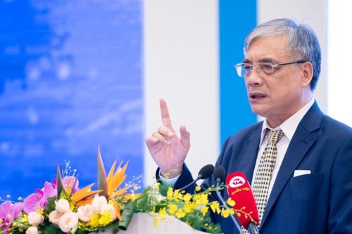 'Doanh nghiệp Việt giỏi chống chịu, nhưng chậm lớn'