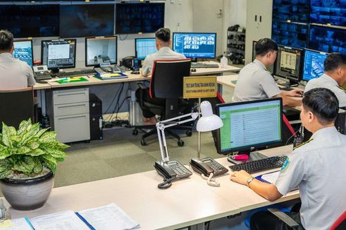 Hành khách lại 'cầm nhầm' tài sản của người khác ở sân bay Nội Bài