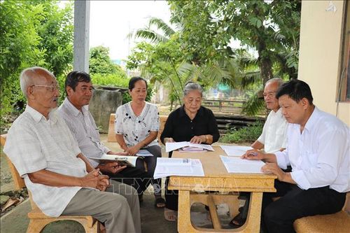 Học và làm theo Bác bằng những việc làm thiết thực